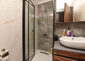 New apartment in the Oba area in a complex with infrastructure