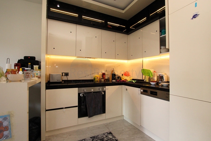 Furnished 1+1 apartment in a new complex on Cleopatra