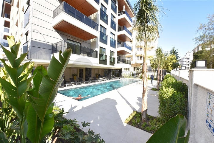 Furnished 1+1 apartment in a new complex on Cleopatra