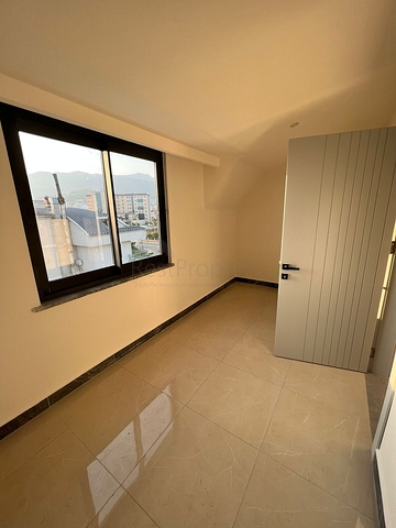 2+1 penthouse in a complex with infrastructure in the Oba area