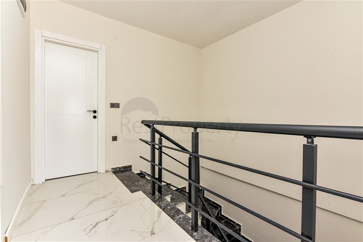 Spacious apartment in a new complex in Oba district