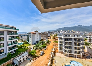 Spacious apartment in a new complex in Oba district