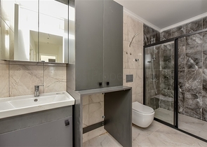 Spacious apartment in a new complex in Oba district