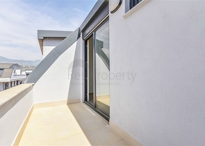 Spacious apartment in a new complex in Oba district