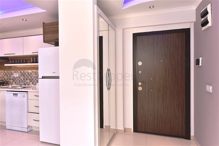 1+1 apartment in the Mahmutlar area at a distance of only 350 meters from the sea 