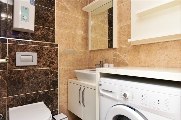 1+1 apartment in the Mahmutlar area at a distance of only 350 meters from the sea 