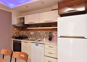 1+1 apartment in the Mahmutlar area at a distance of only 350 meters from the sea 