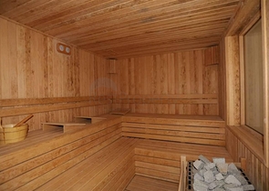 1+1 apartment in the Mahmutlar area at a distance of only 350 meters from the sea 