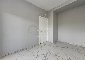 1+1 apartment in a new complex in Avsallar district