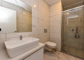 1+1 apartment in a new complex in Avsallar district