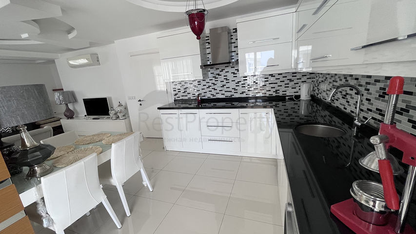 Luxury duplex 3+1 in the complex