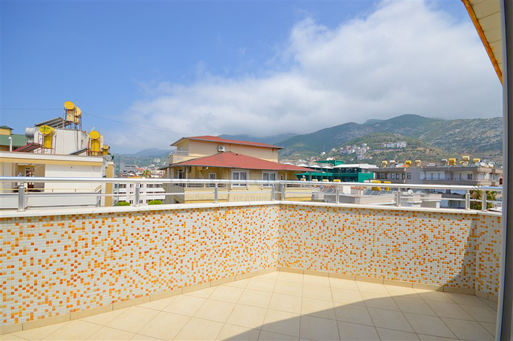 Duplex penthouse 3+1 100 m from the sea