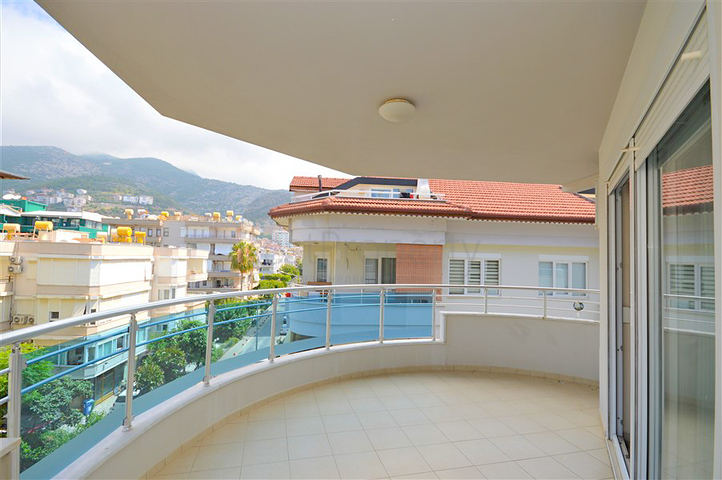 Duplex penthouse 3+1 100 m from the sea