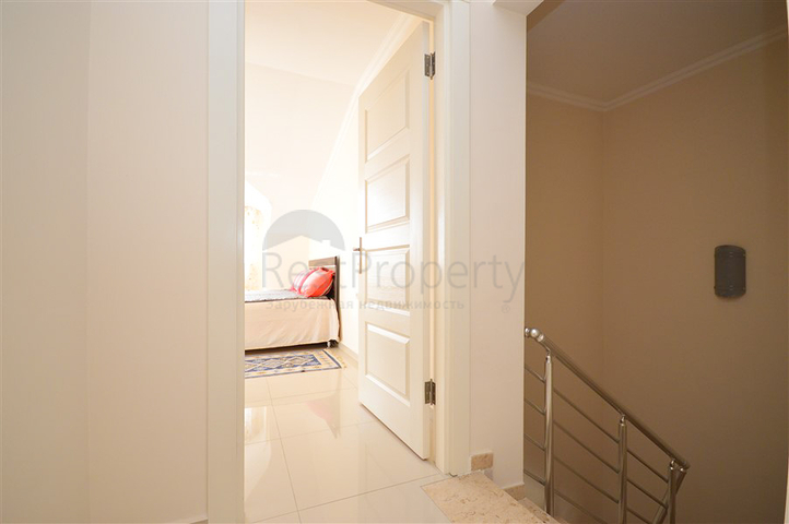 Duplex penthouse 3+1 100 m from the sea