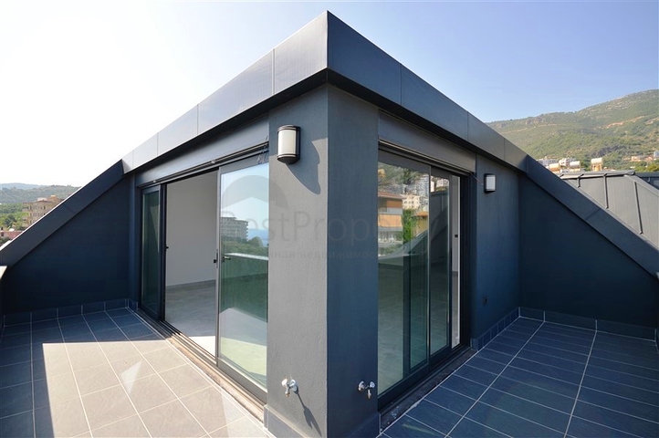 3+1 penthouse in a new residential complex on Cleopatra