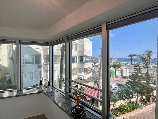 Apartment 2+1 on the first line in Oba district