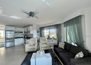 Apartment 2+1 on the first line in Oba district