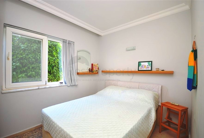 Cozy 2+1 apartment with its own garden plot