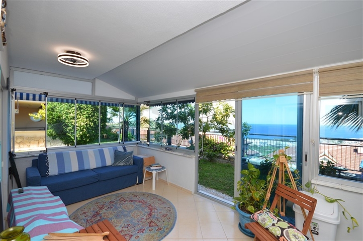 Cozy 2+1 apartment with its own garden plot