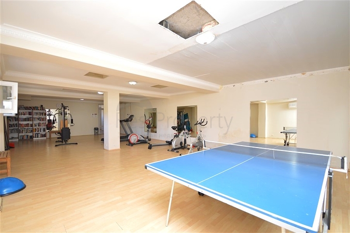 Cozy 2+1 apartment with its own garden plot