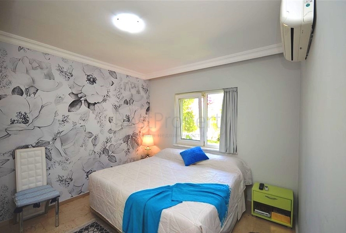 Cozy 2+1 apartment with its own garden plot