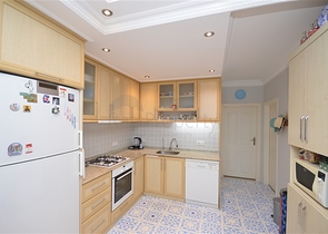 Cozy 2+1 apartment with its own garden plot