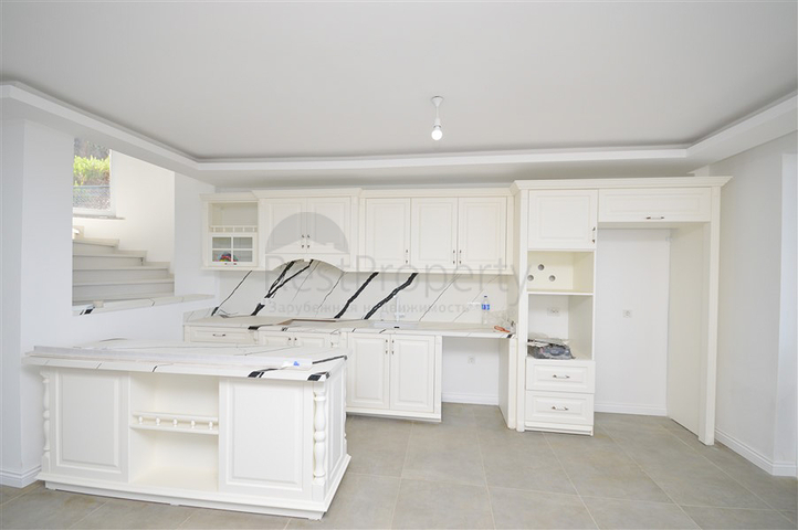 3+1 view villa in Kargicak 