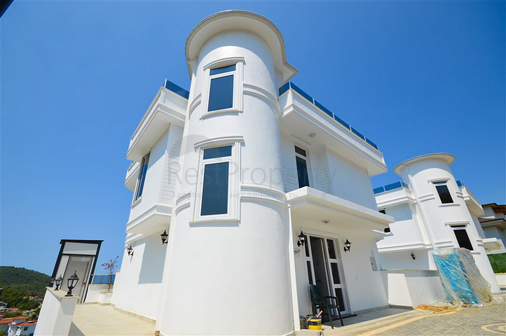 3+1 view villa in Kargicak 