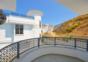 3+1 view villa in Kargicak 