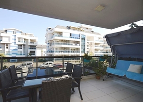 Two-bedroom spacious apartment with a separate kitchen in the Oba area