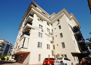 Two-bedroom spacious apartment with a separate kitchen in the Oba area
