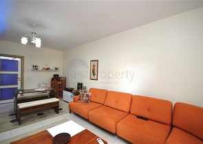 Two-bedroom spacious apartment with a separate kitchen in the Oba area