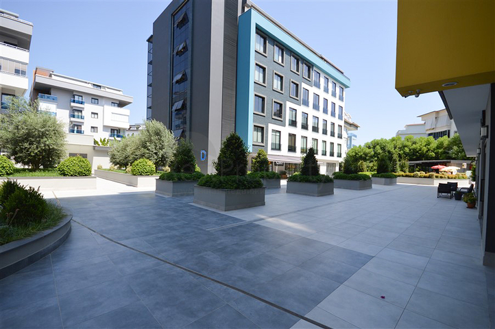 Commercial premises for rent in a promising area of Oba