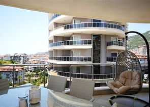 2+1 apartment in the central area of Alanya – Cikcilli