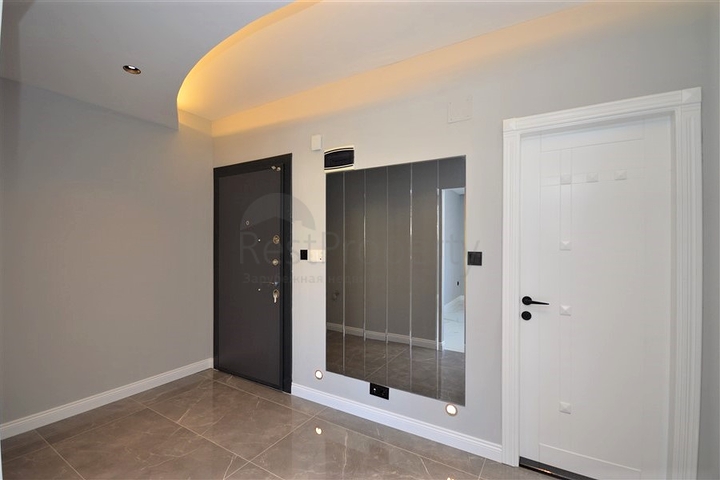 We present you a 1+1 apartment within walking distance to the sea in the Oba area