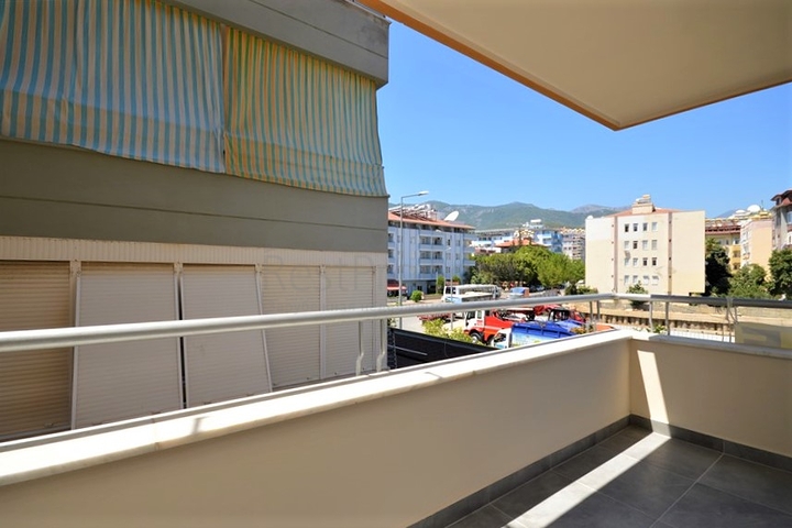 We present you a 1+1 apartment within walking distance to the sea in the Oba area