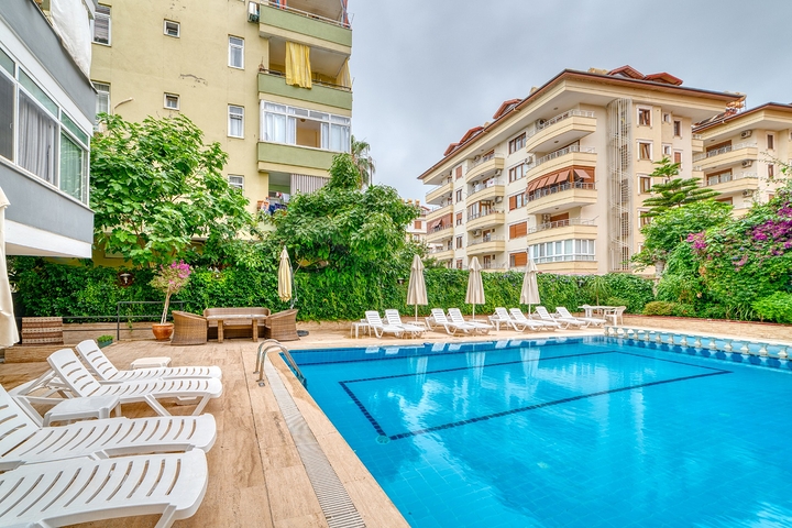 1+1 apartment in the center of Alanya 
