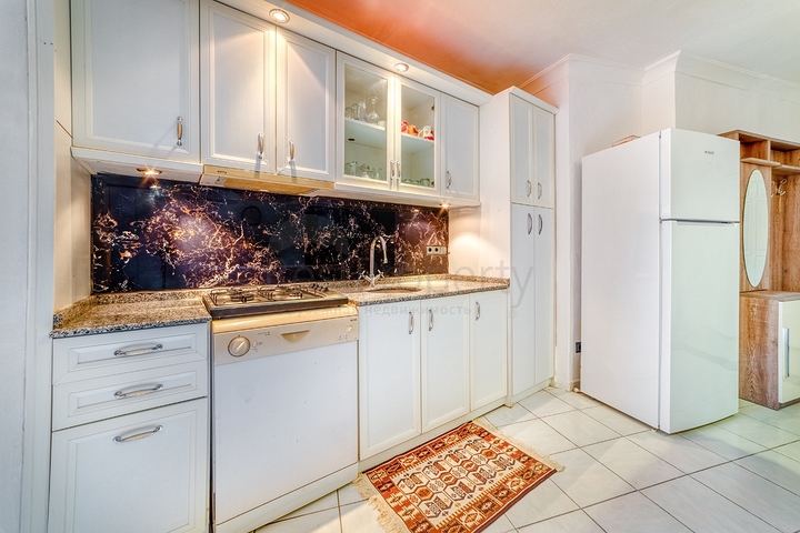 1+1 apartment in the center of Alanya 