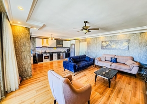 Furnished 4+1 penthouse in one of the residential complexes of Mahmutlar