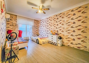 Furnished 4+1 penthouse in one of the residential complexes of Mahmutlar