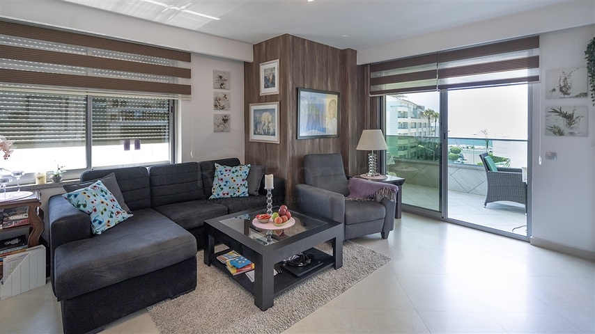 2+1 apartment on the first coastline in Both directions