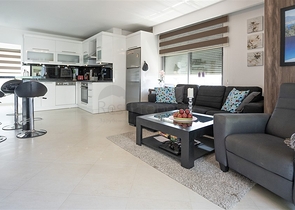 2+1 apartment on the first coastline in Both directions