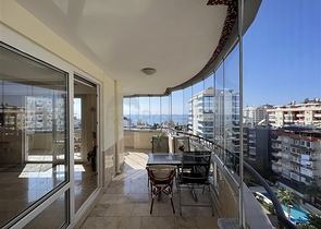 2+1 apartment with sea view