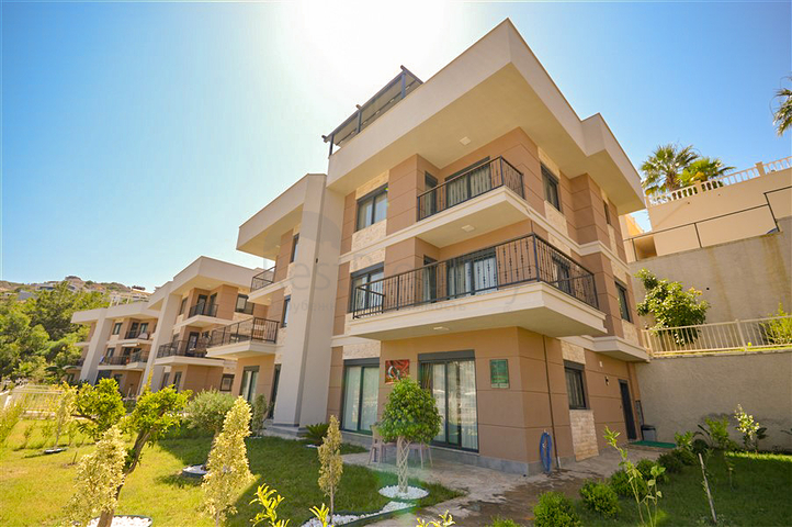 Villa 5+1 in Kargicak area