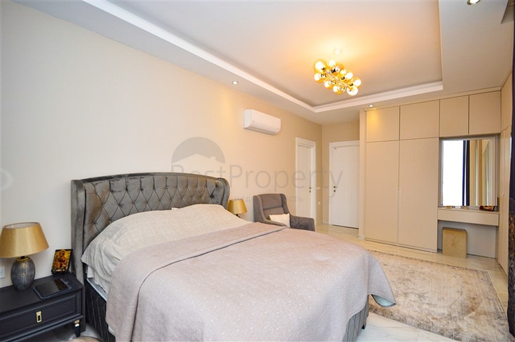 Ideal 4+1 apartment with excellent infrastructure, in the Kestel area