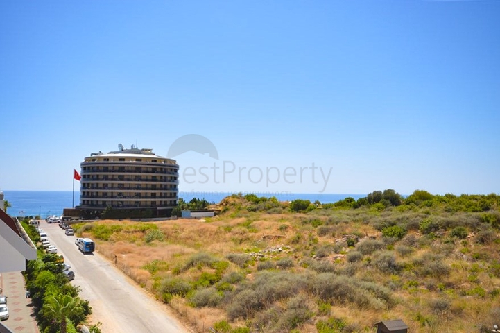 Ideal 4+1 apartment with excellent infrastructure, in the Kestel area