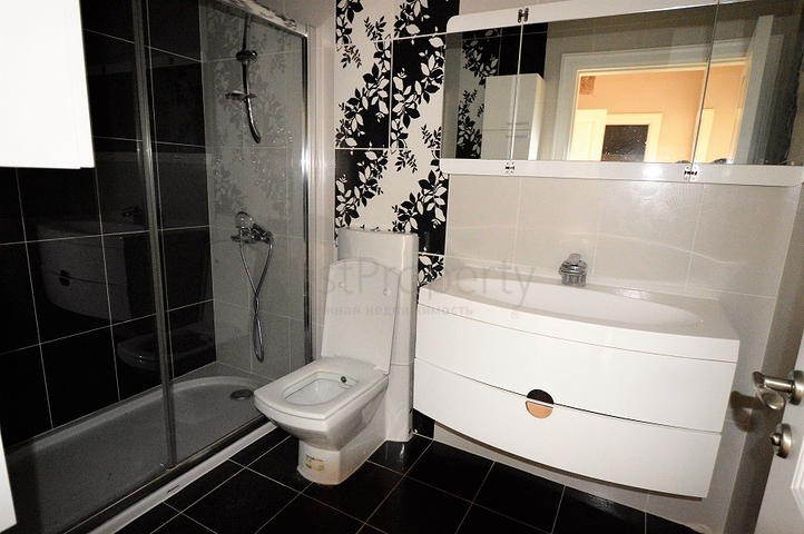 Modern villas with nice garden in a complex in Antalya