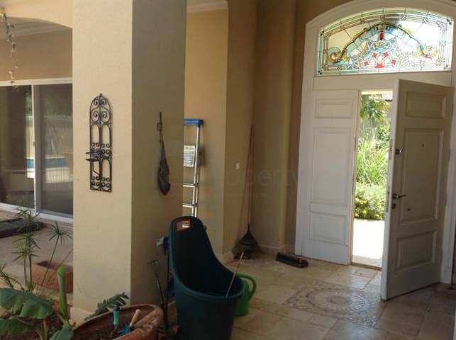 Modern villas with nice garden in a complex in Antalya