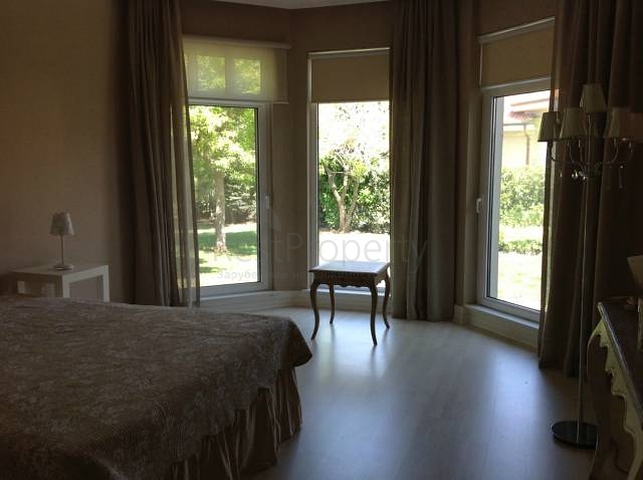 Modern villas with nice garden in a complex in Antalya