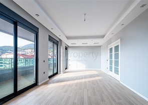 Spacious 4+1 penthouse in Oba district